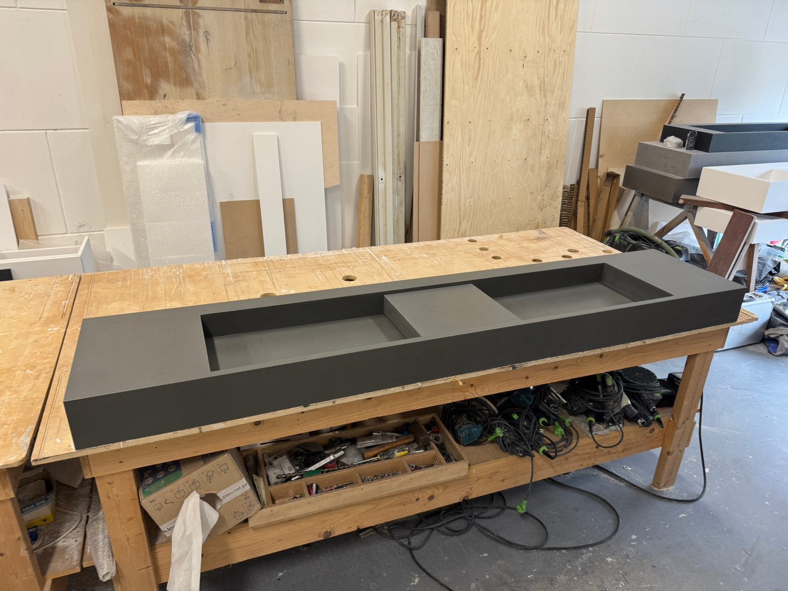 Hi-macs solid surface wastafel 2.20 mtr, Ophalen, Nieuw, 200 cm of meer, Minder dan 100 cm
