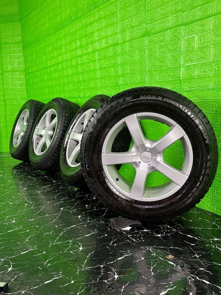 Audi Q5 GLC ML Touareg 5x112 5x100 winterset 9mm 17 inch, Auto-onderdelen, Niet ingevuld, Gebruikt, Banden en Velgen, Niet ingevuld