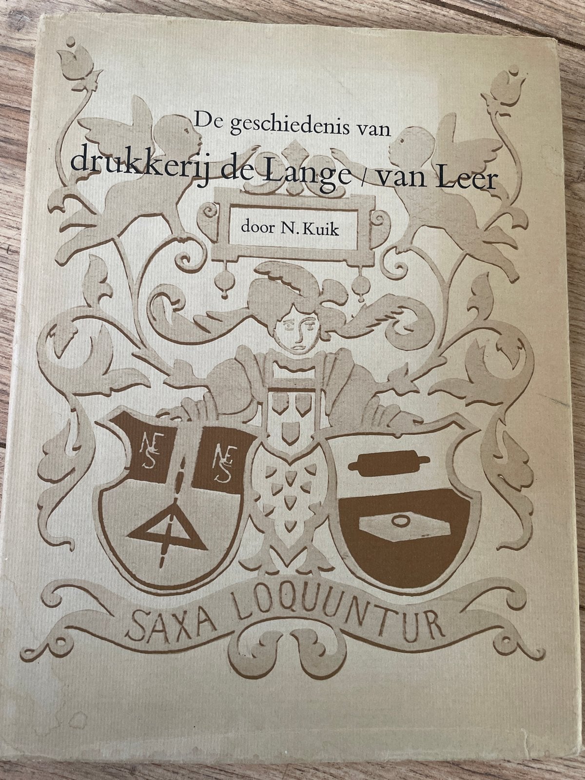 De geschiedenis van drukkerij de Lange / van Leer - N. Kuik, Ophalen of Verzenden, 20e eeuw of later, Gelezen