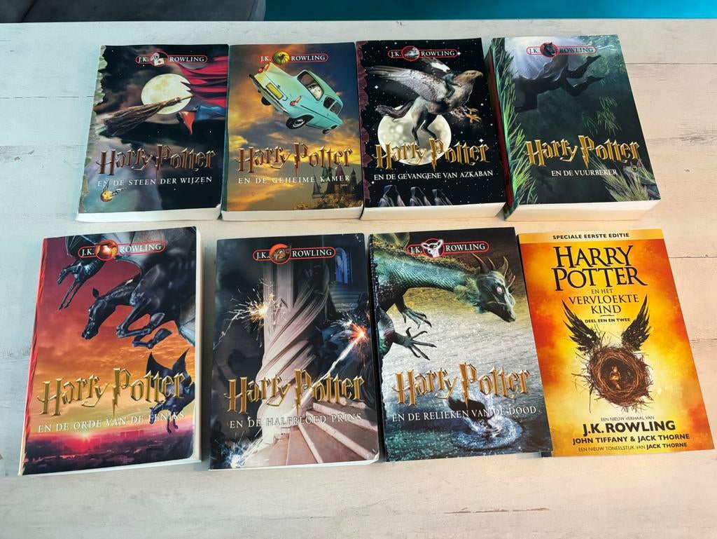 Harry Potter complete serie 1-8 paperback (gebruikt), Boeken, Fantasy, Gelezen, Ophalen of Verzenden