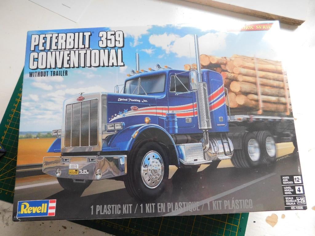 Peterbilt 359 Revell NIEUW ! modelbouw truck 1:24, 1:50 of kleiner, Revell, Nieuw, Ophalen of Verzenden