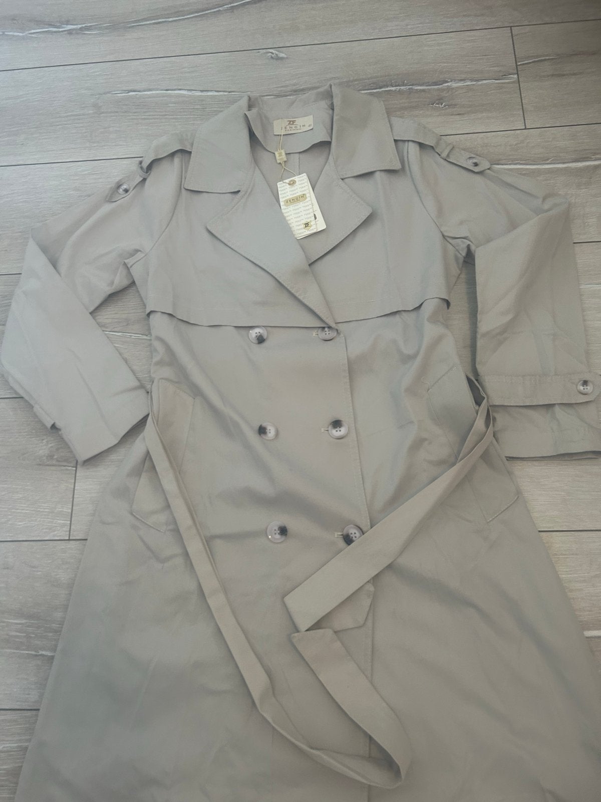 Nieuwe Trenchcoat Maat M, Ophalen of Verzenden, Nieuw, Maat 38/40 (M), Beige