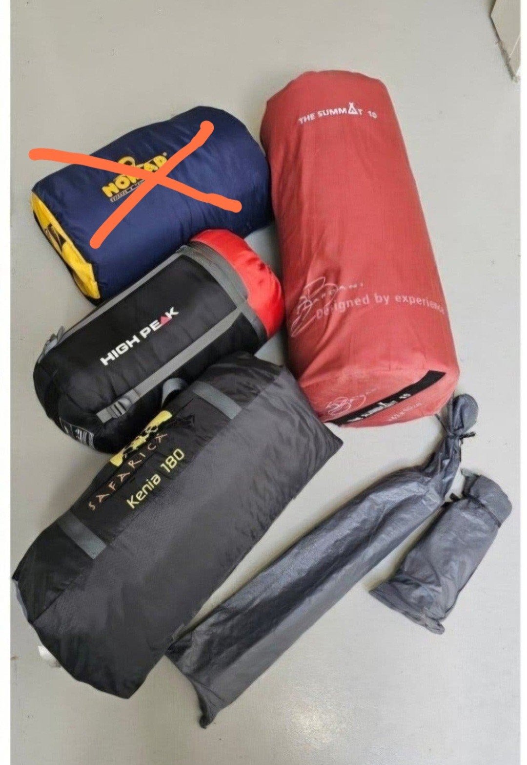 3-persoons tent + toebehoren & 1x slaapzak & 1x slaapmat, Ophalen of Verzenden, Zo goed als nieuw