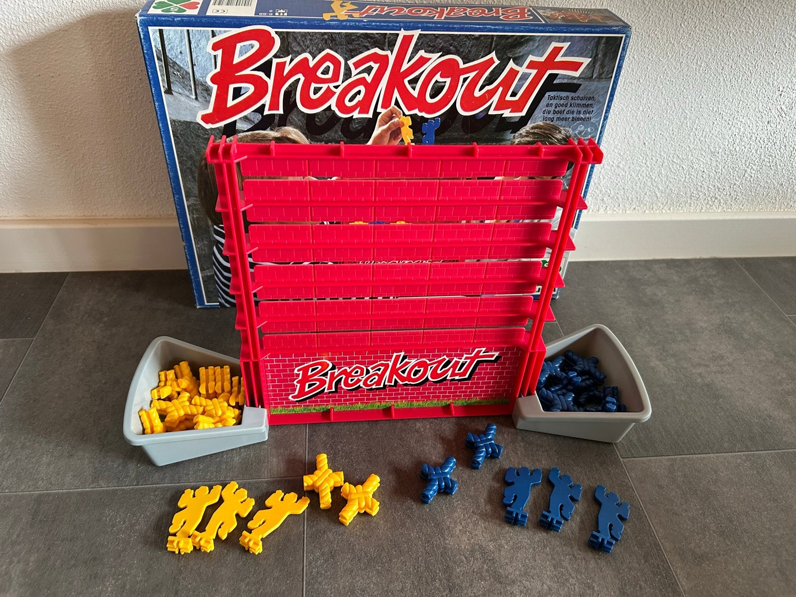 Breakout bordspel - Tactisch schuifspel, Een of twee spelers, Ophalen of Verzenden, Zo goed als nieuw