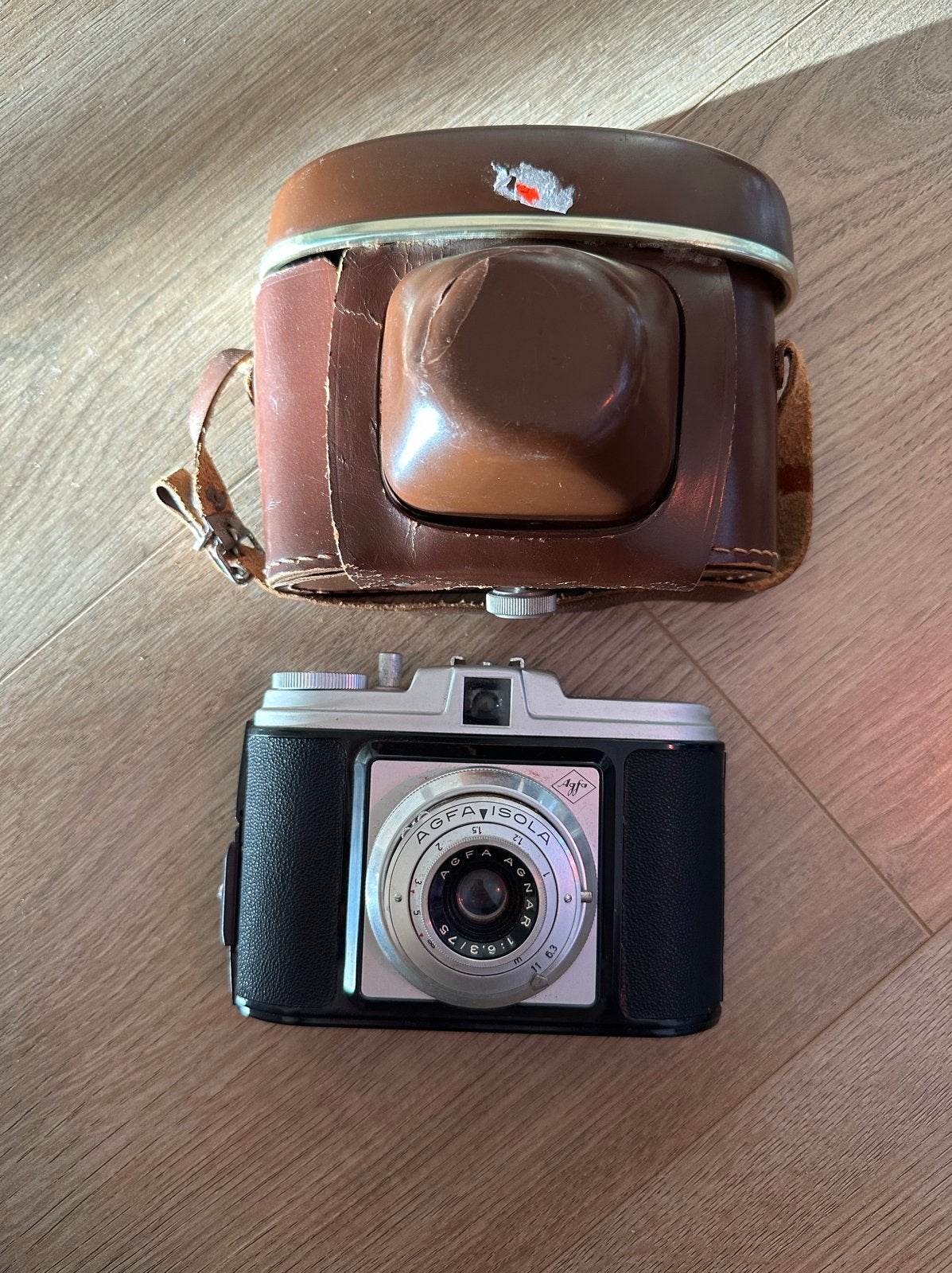 Vintage Agfa Isola Analoge Fotocamera met Paraattas, Ophalen of Verzenden, Gebruikt, Compact, Overige Merken