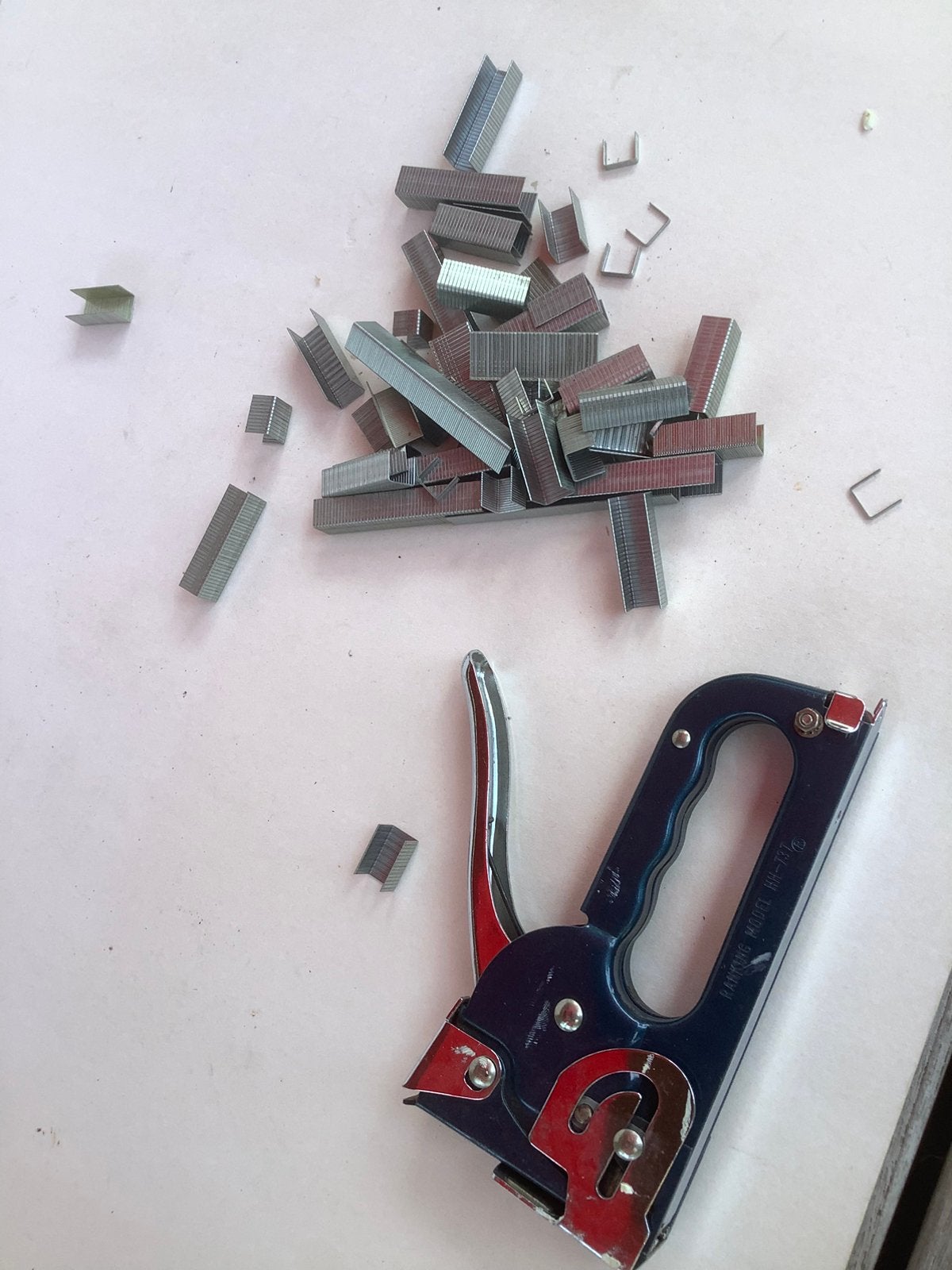 Hand tacker nietmachine, Ophalen of Verzenden, Zo goed als nieuw