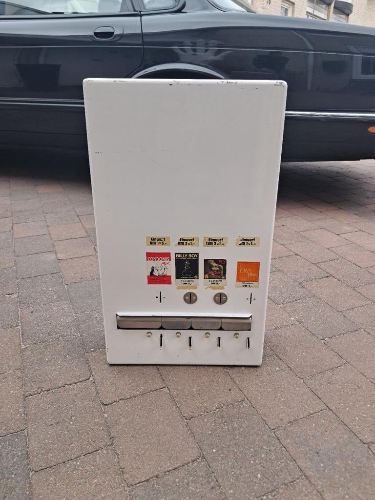 Leuke Condoom automaat voor 4 verschillende condooms, Ophalen, Eu, Gebruikt, Eu