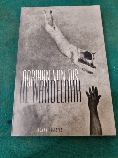 boek de wandelaar adriaan van dis, Ophalen of Verzenden