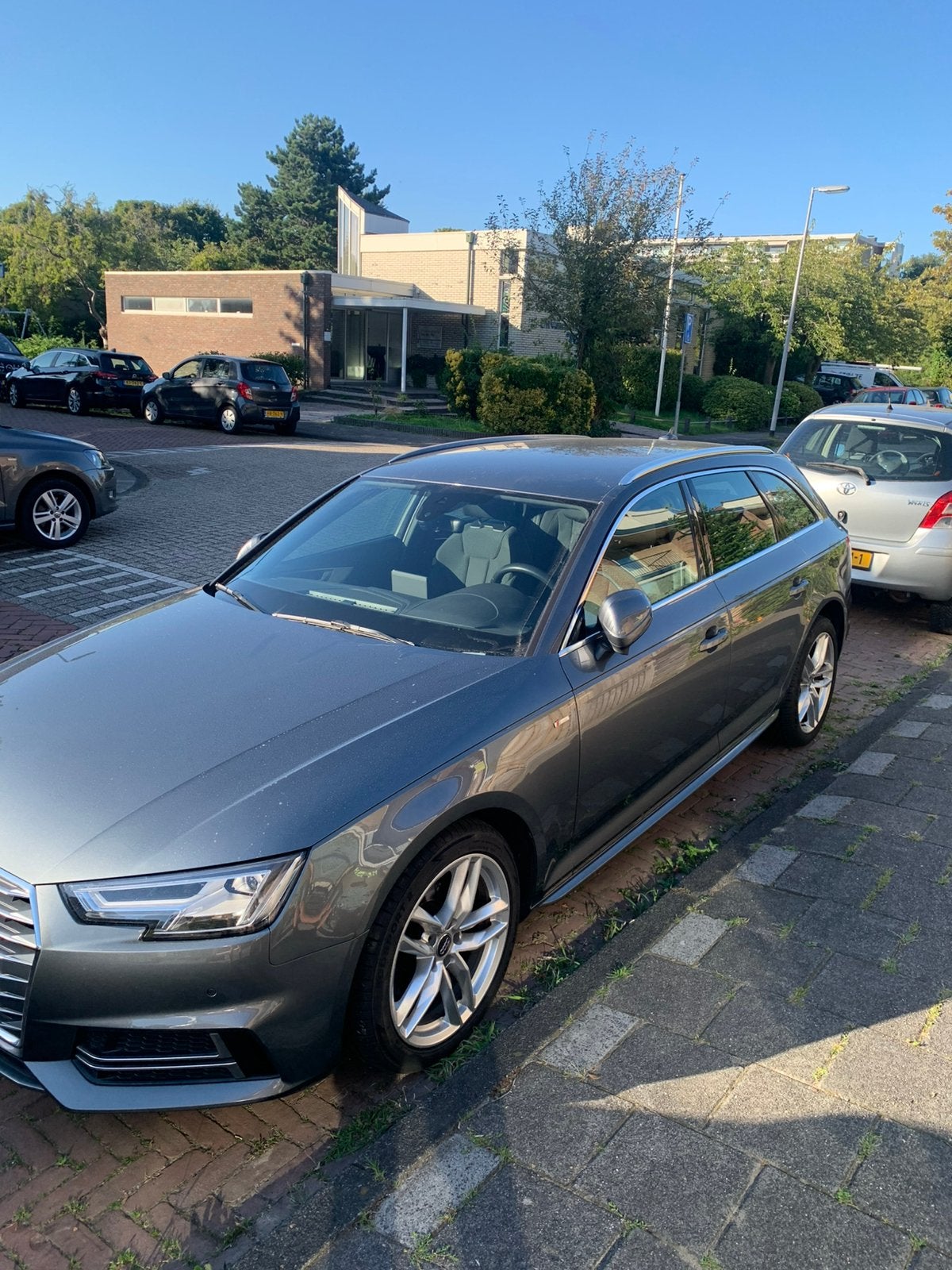 Audi A4 1.4 Tfsi 150pk S Tronic 2017 Grijs, 4 cilinders, A4, Particulier, 1390 kg