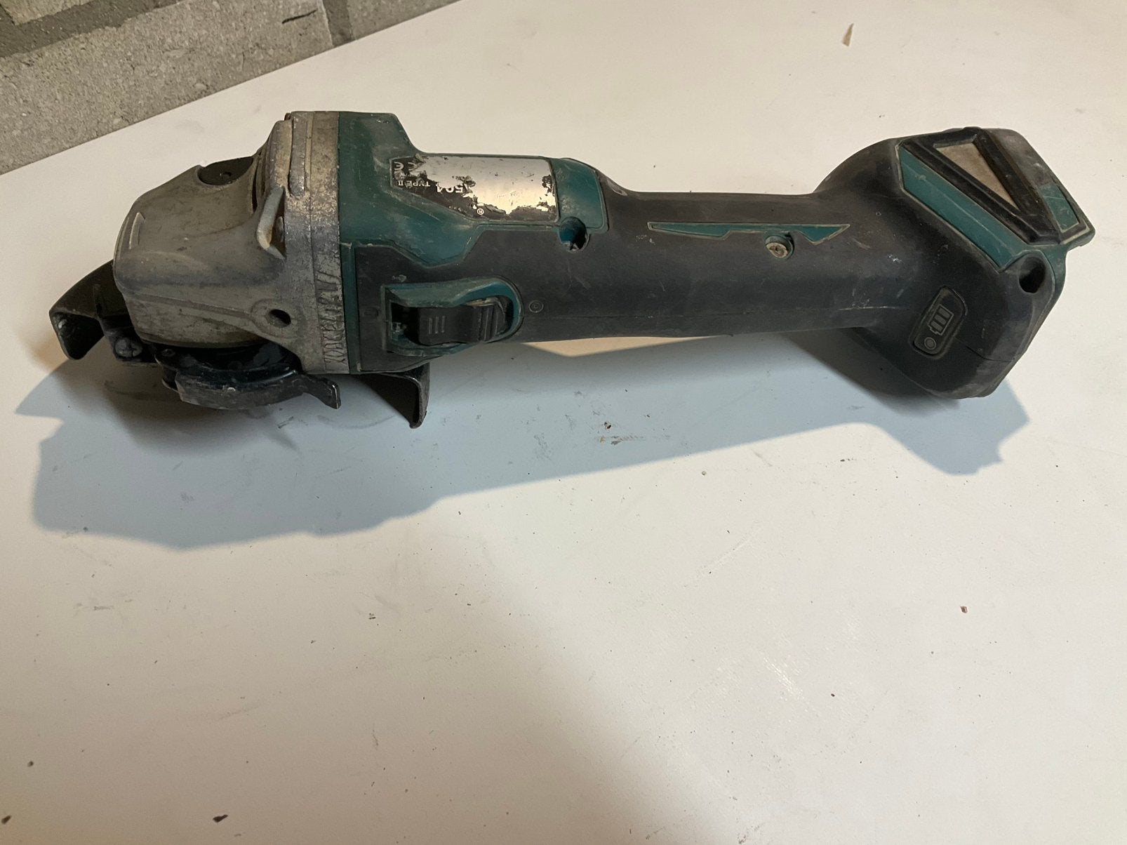 Makita accu slijptol / flex/ handslijper, Ophalen of Verzenden, Gebruikt, 1000 watt of meer, Haakse handslijpmachine