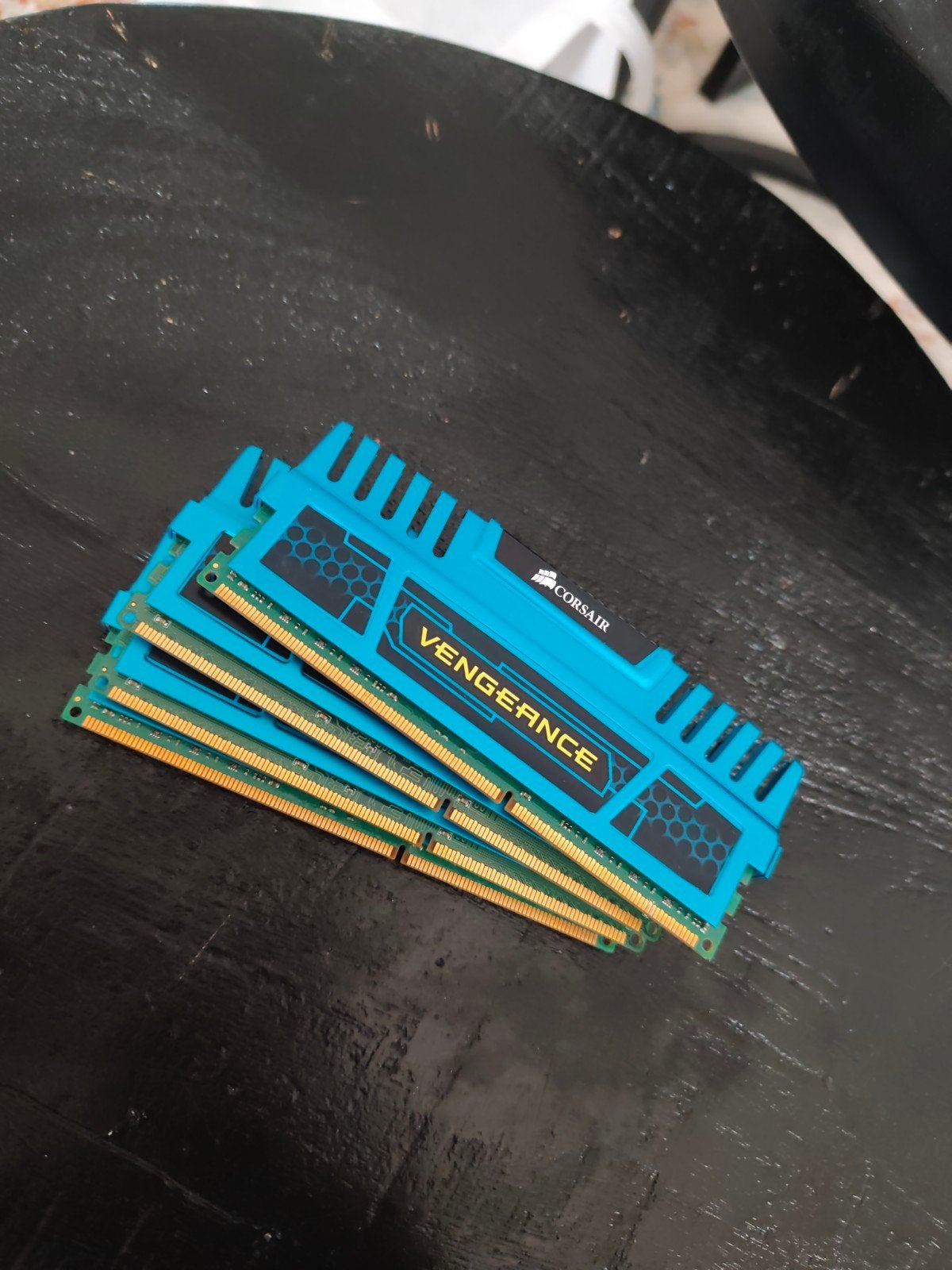 Corsair Vengeance DDR3 RAM 1600MHz 2x4 en 2x16, Gebruikt, DDR3, Ophalen of Verzenden, Desktop
