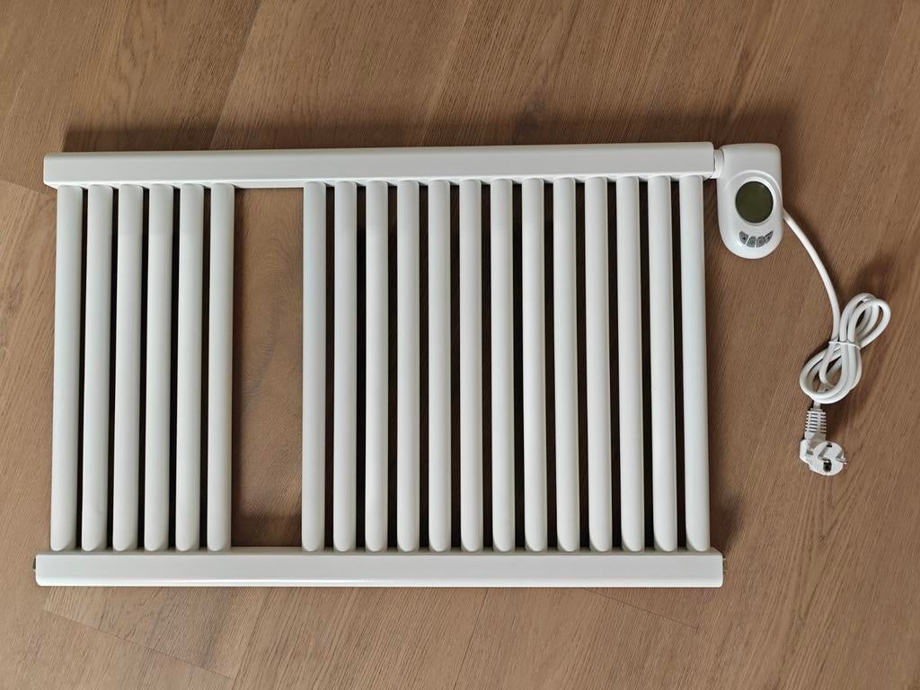 Cordivari handdoekenradiator + thermostaat Selmo Musa Plus, Ophalen, 30 tot 80 cm, 500 tot 800 watt, Radiator