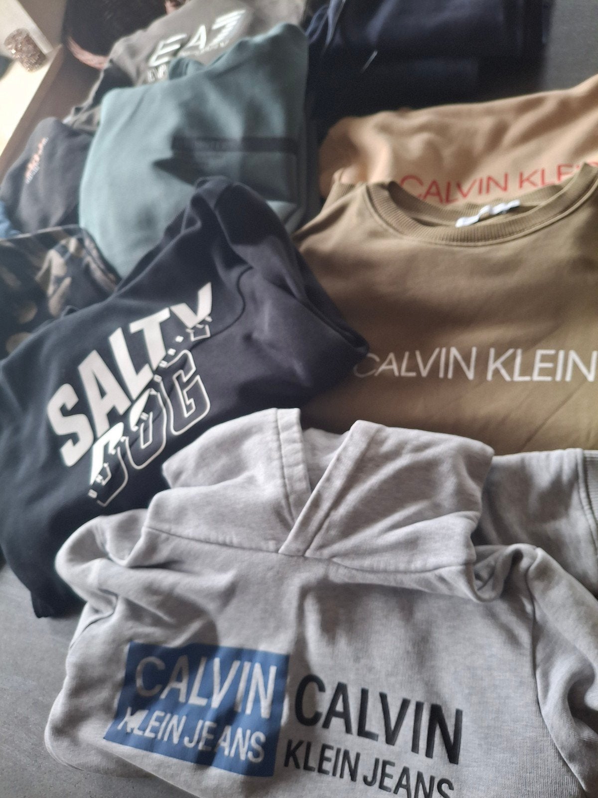 Diverse truien en hoodies voor kinderen - Calvin Klein, EA7, Ophalen of Verzenden, Gebruikt, Calvin Klein, EA7, Jongen of Meisje