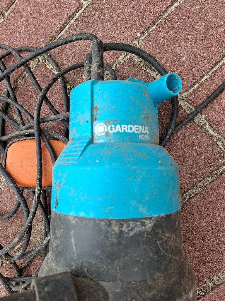 Gardena dompelpomp, Tuin en Terras, Ophalen, Gebruikt, Elektrisch, Dompelpomp