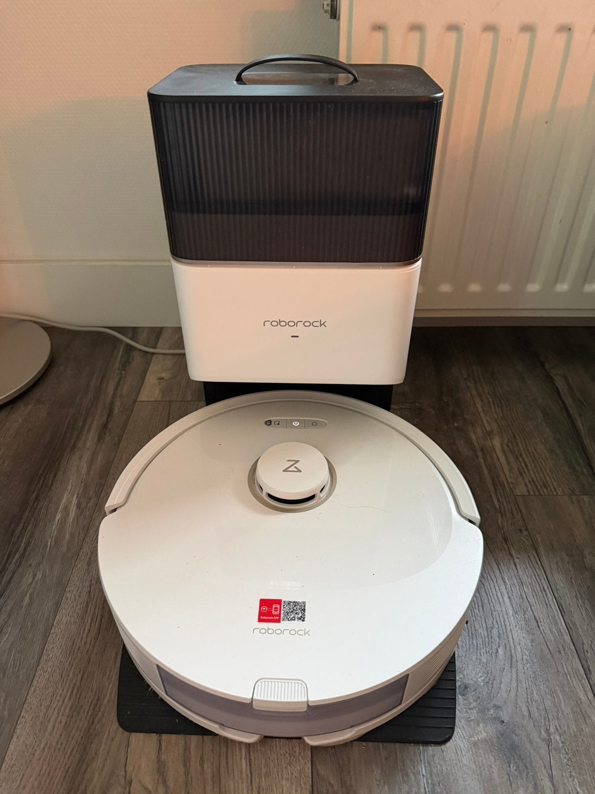 Roborock Q8 Max + leegstation | Werkt perfect | €190, Ophalen, Gebruikt, Robotstofzuiger, Overige merken