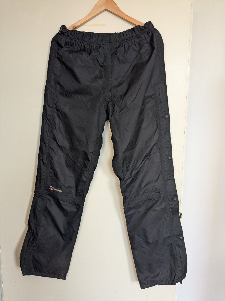 Regenbroek Berghaus maat S, Caravans en Kamperen, Regenkleding, Ophalen of Verzenden, Gebruikt, Regenbroek, Dames
