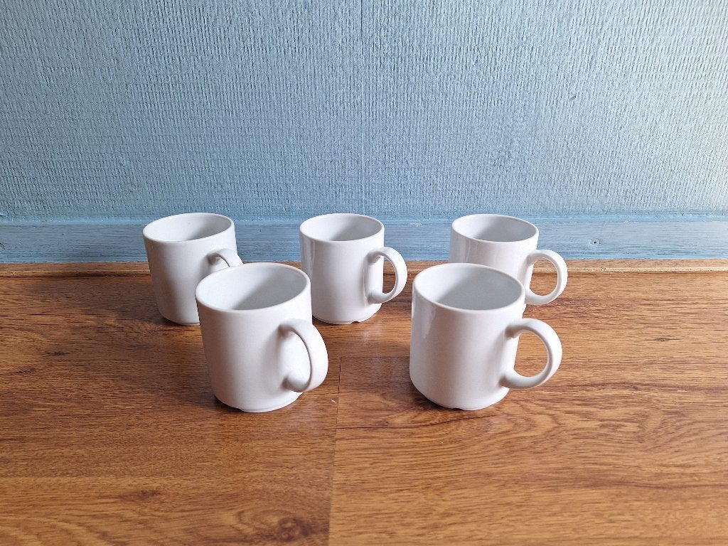 Set van 5 witte mokken, Ophalen of Verzenden, Zo goed als nieuw, Overige stijlen, Kop(pen) en/of Schotel(s)