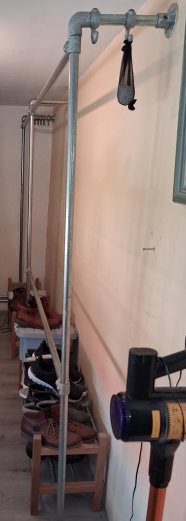 Groot metalen kledingkast, steigerbuizenframe, Ophalen, 150 tot 200 cm