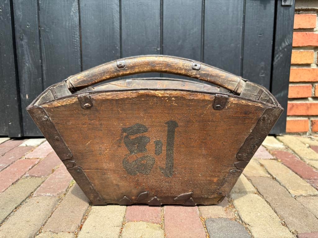 Antieke Chinese rijstbak hout met metalen details, Ophalen of Verzenden, Gebruikt