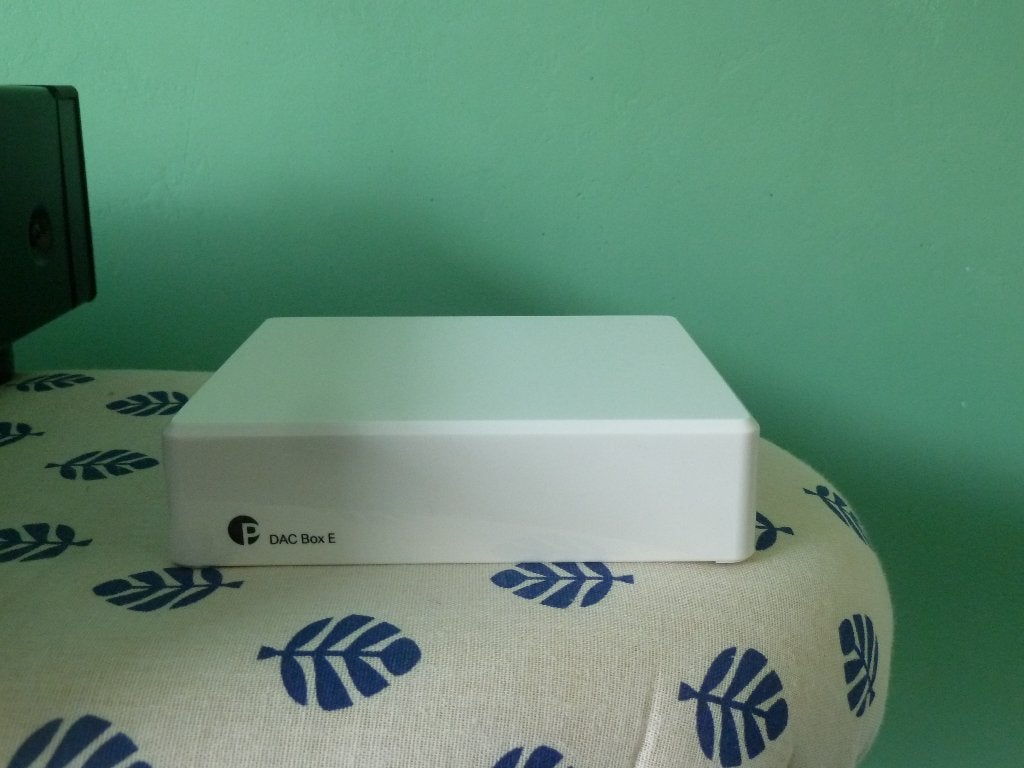 Pro-ject DAC Box E - d/a converter, Ophalen of Verzenden, Zo goed als nieuw