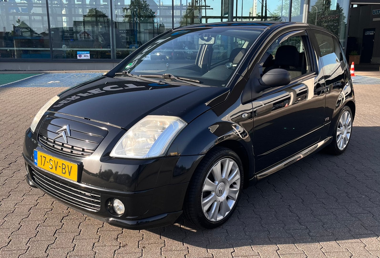 Citroen C2 1.6L VTS 2006 122pk NAP, Voorwielaandrijving, Zwart, 4 cilinders, 1600 cc