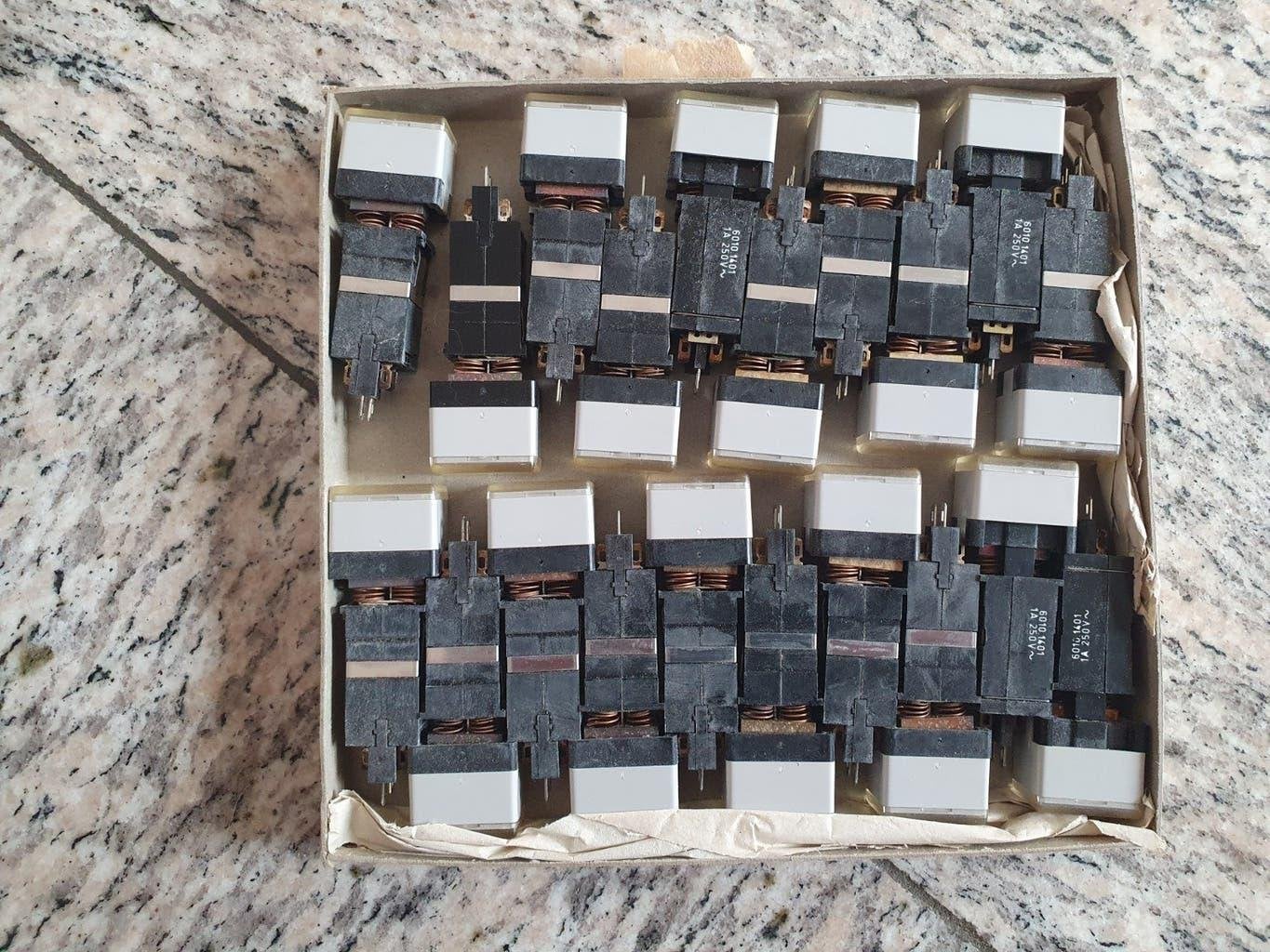 Vintage Marquardt Schakelaars 1A/250V~, Ophalen of Verzenden, Nieuw