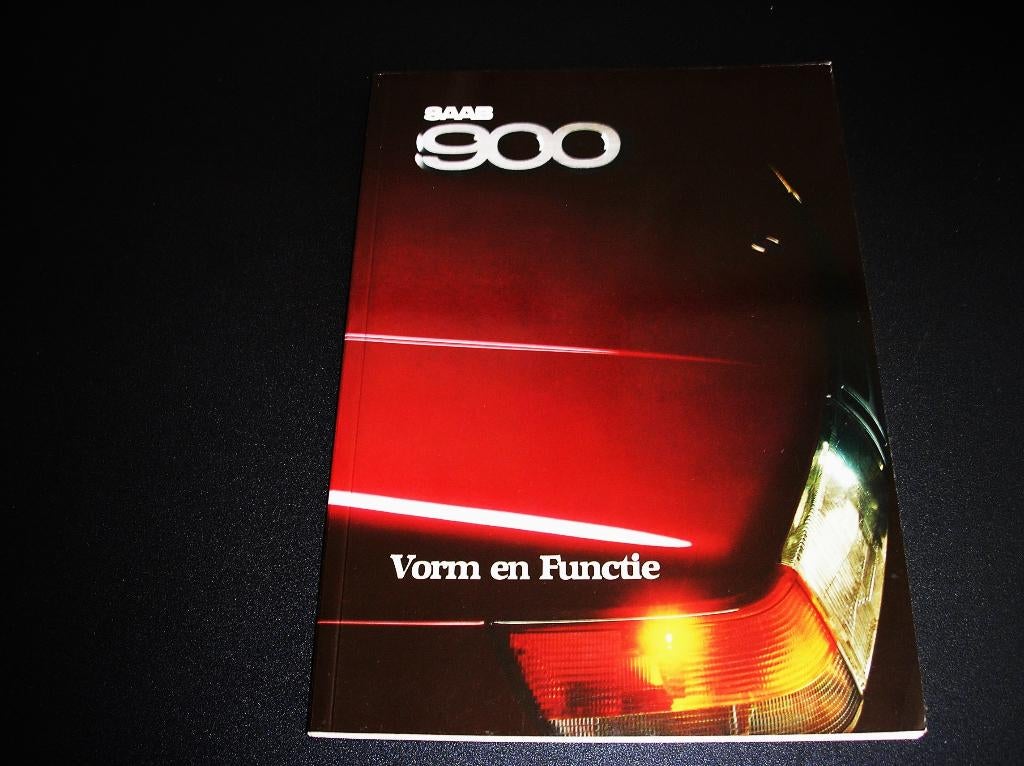 Saab 900. Vorm en Functie, 1988, Ophalen of Verzenden, Zo goed als nieuw, Overige merken