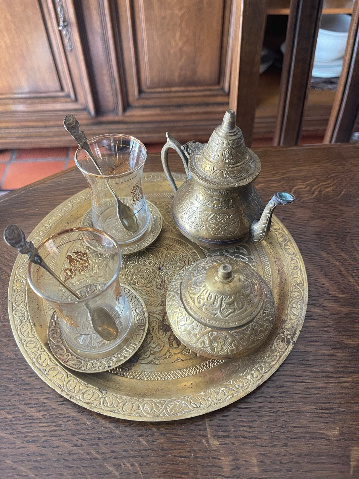 Vintage Marokkaanse theeset - messing dienblad, theepot, gla, Ophalen