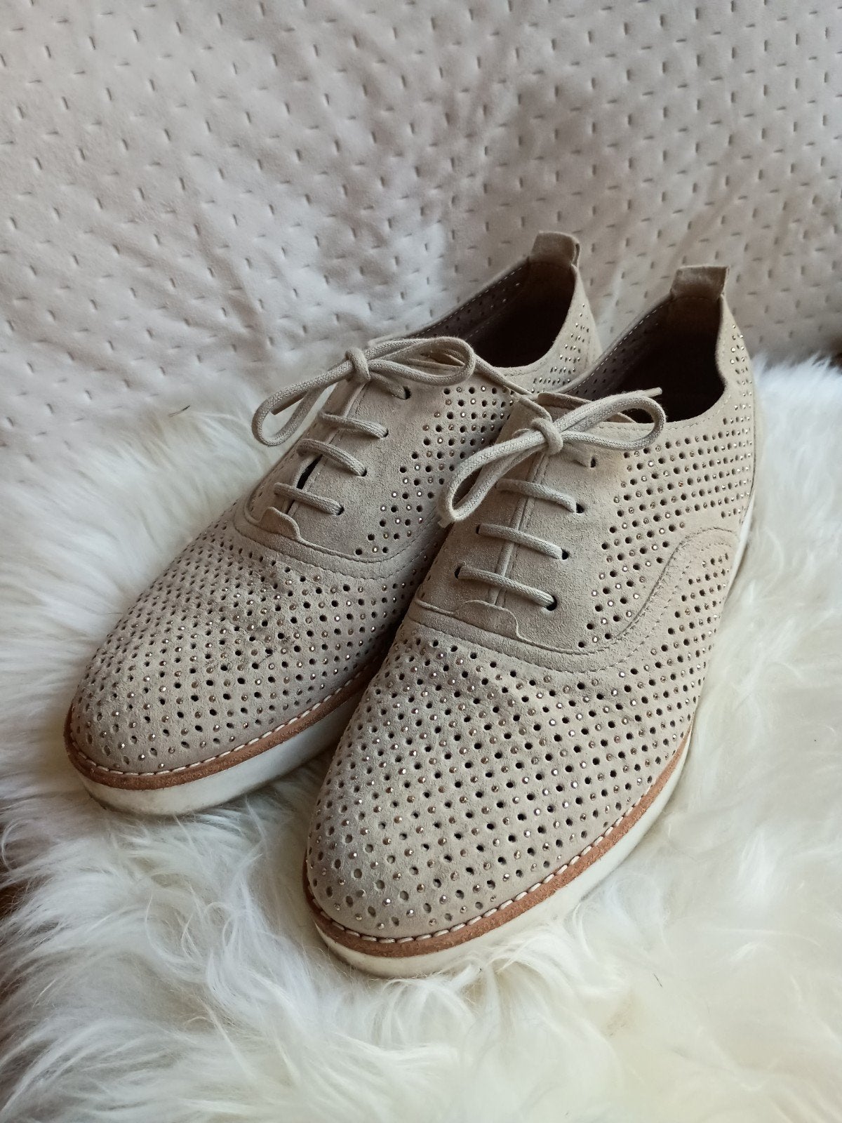 Gabor veterschoenen maat 38,5 beige suede met steentjes, Schoenen met lage hakken, Beige, Gabor, Ophalen of Verzenden