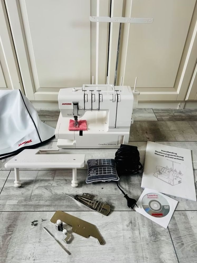 Janome Cover Pro 2000 CPX, Ophalen of Verzenden, Zo goed als nieuw, Lockmachine, Brother