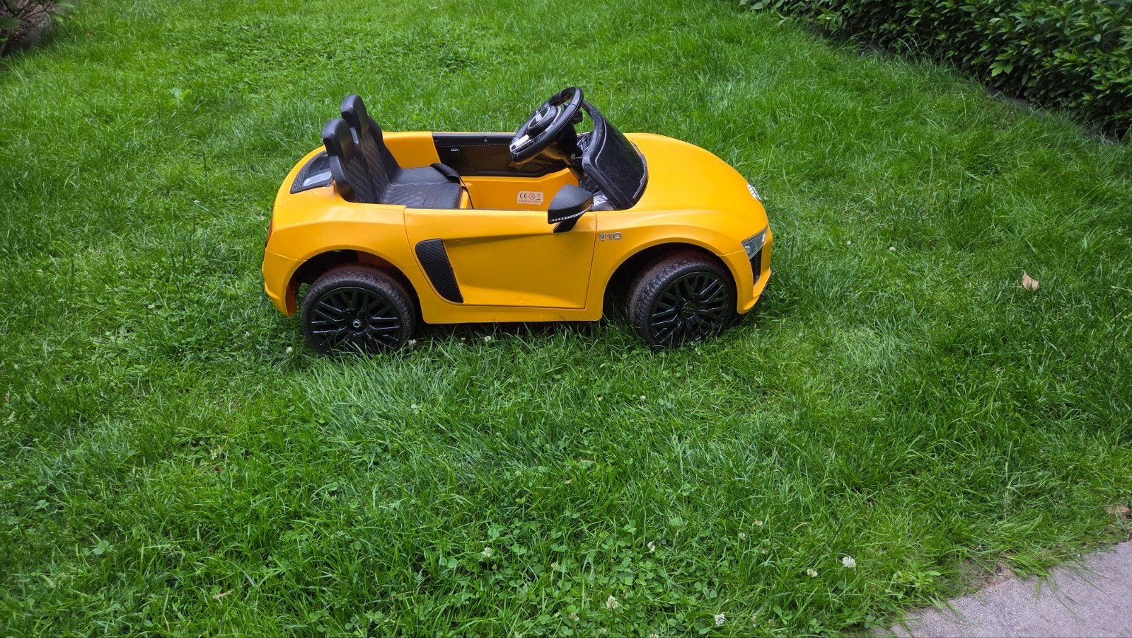 Audi kinderauto met vervangen accu, Ophalen, Zo goed als nieuw