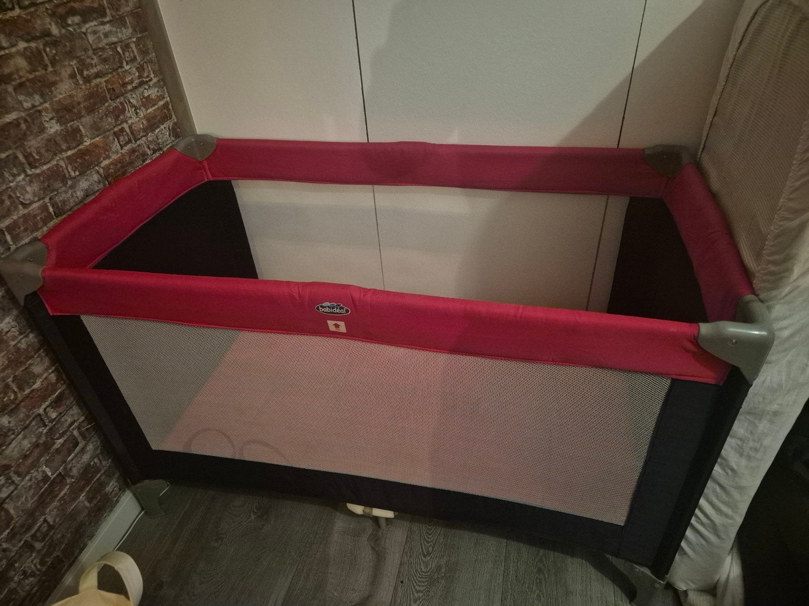 Mooi campingbedje met opbergtas, weinig gebruikt, Ophalen, Gebruikt, Reisbedje