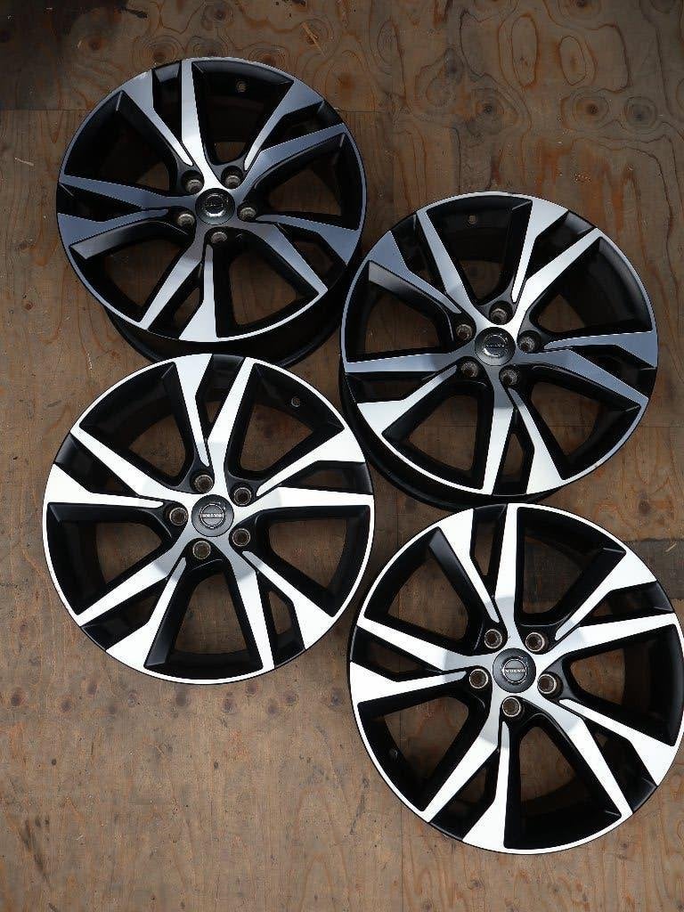 Originele Volvo velgset (31471482) Adv.14, Auto-onderdelen, Ophalen, 18 inch, Gebruikt, Velg(en)