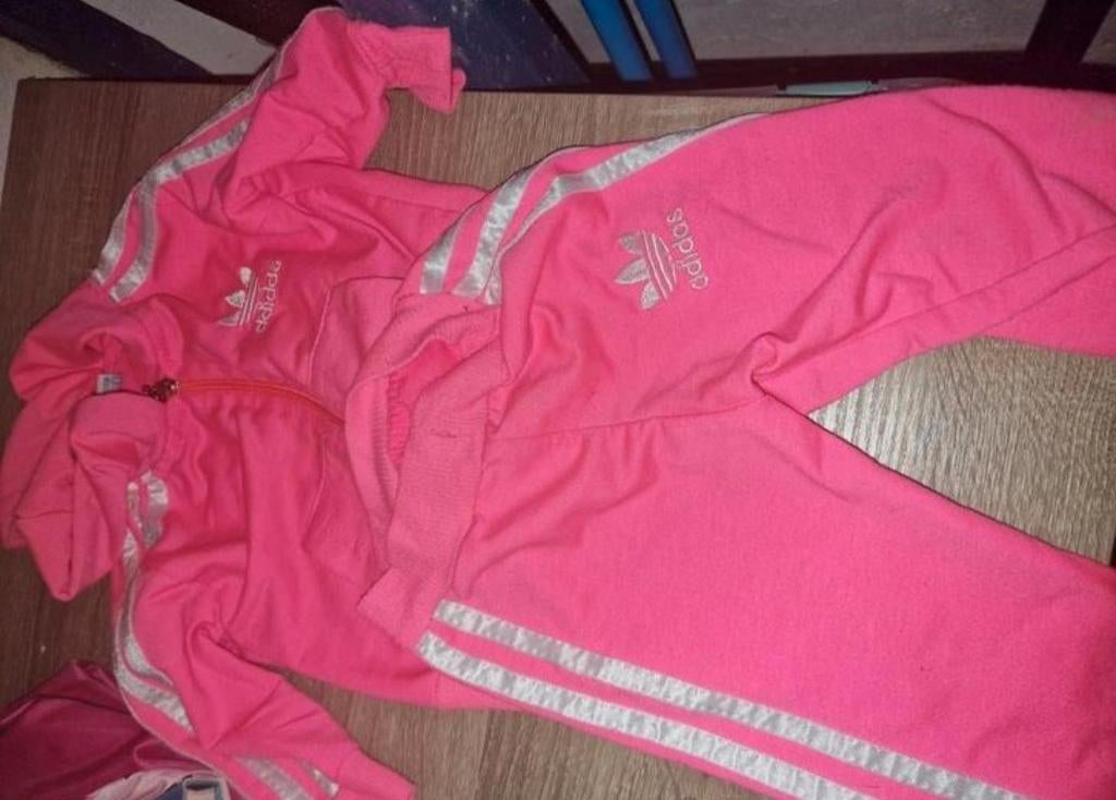 Roze Adidas trainingspakje, Ophalen of Verzenden