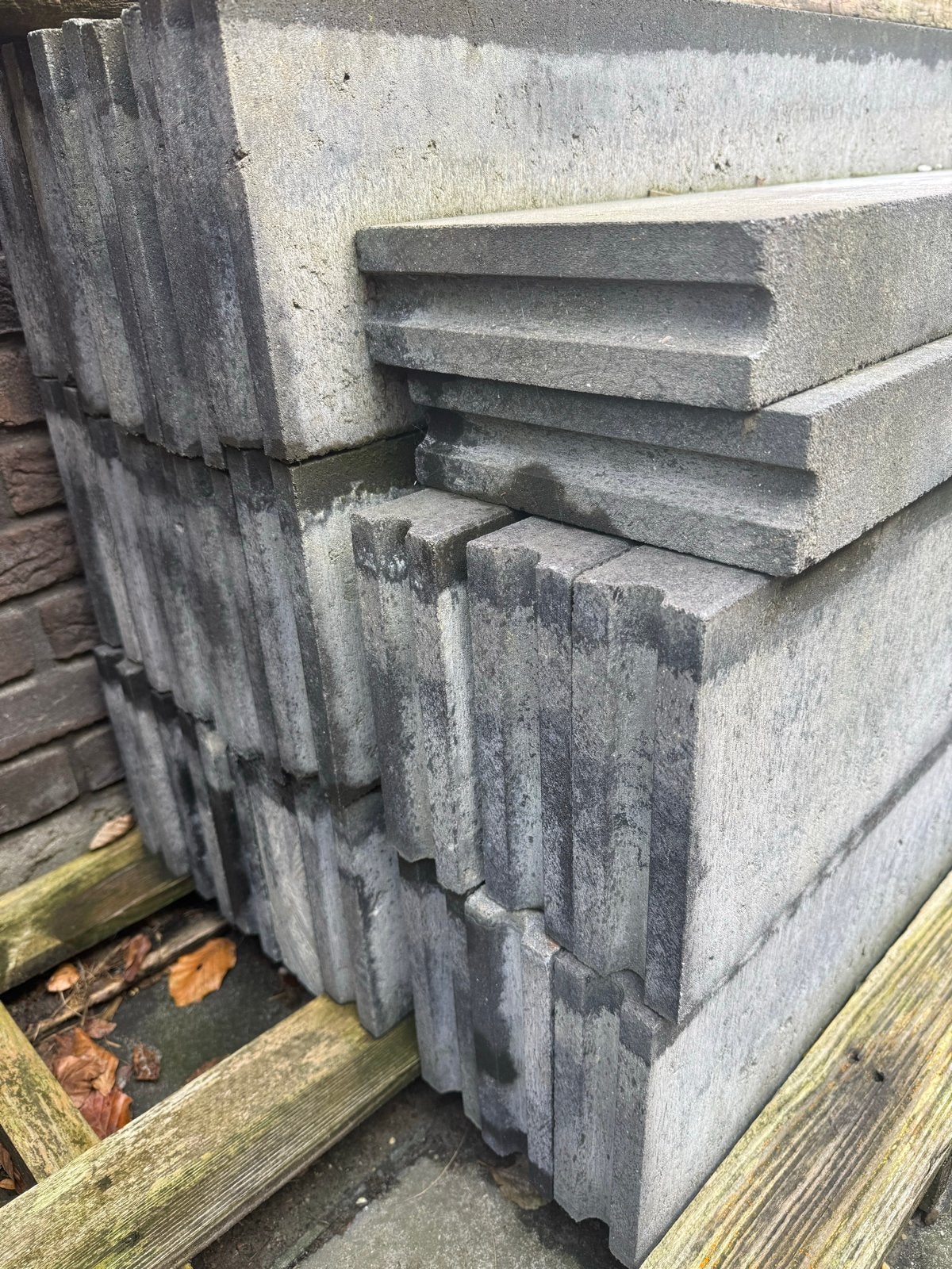 23 nieuwe antraciet betonnen opsluitbanden (100x20x6 cm), Ophalen, Overige typen, Nieuw, Minder dan 5 m²