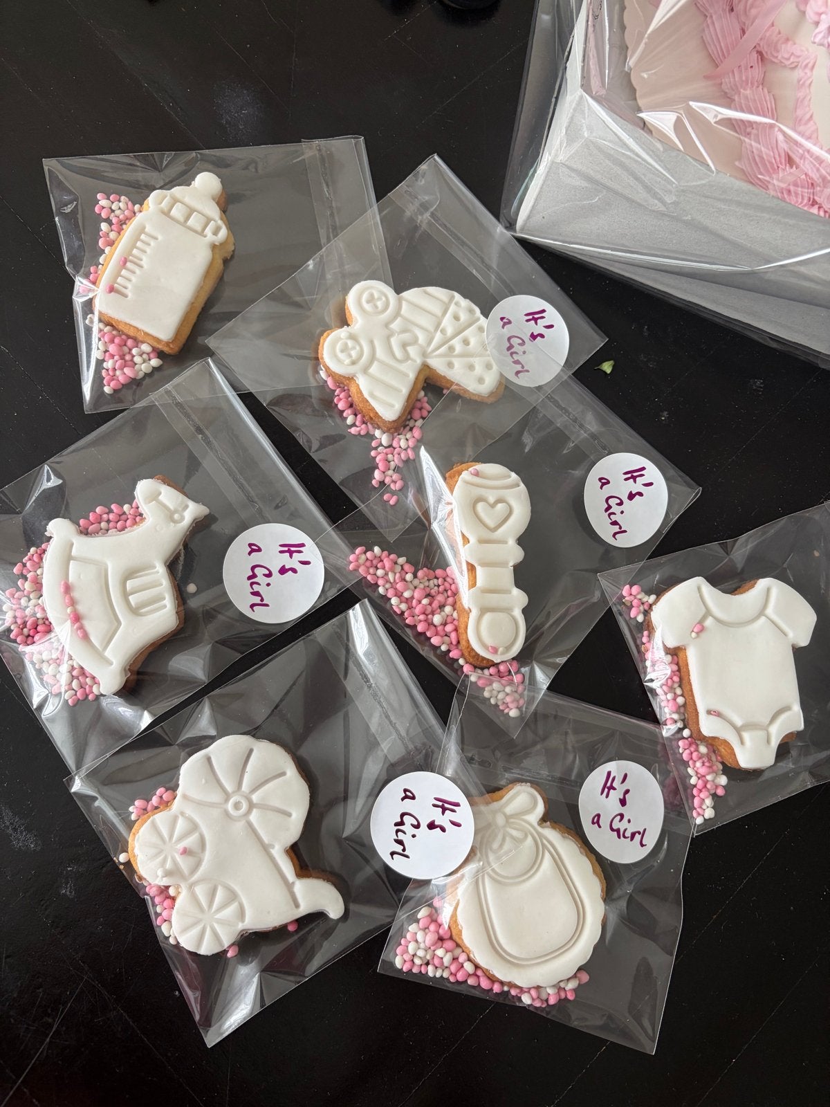 Kraamcadeau 'It's a Girl' Koekjes - Baby Shower Traktatie, Ophalen of Verzenden, Nieuw, Kraamcadeau