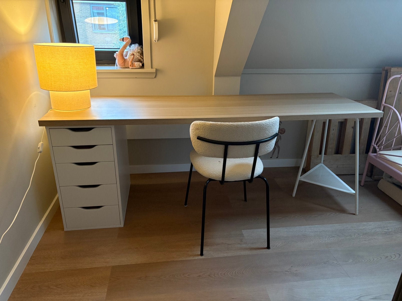 Ikea bureau 200x60cm, Ophalen, Zo goed als nieuw