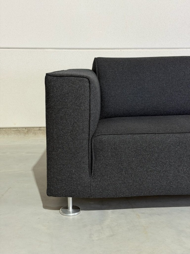Design on Stock Blizz 2,5-zits bank - zo goed als nieuw, Zo goed als nieuw, Metaal, Minder dan 150 cm, Nederland@designonstock.com