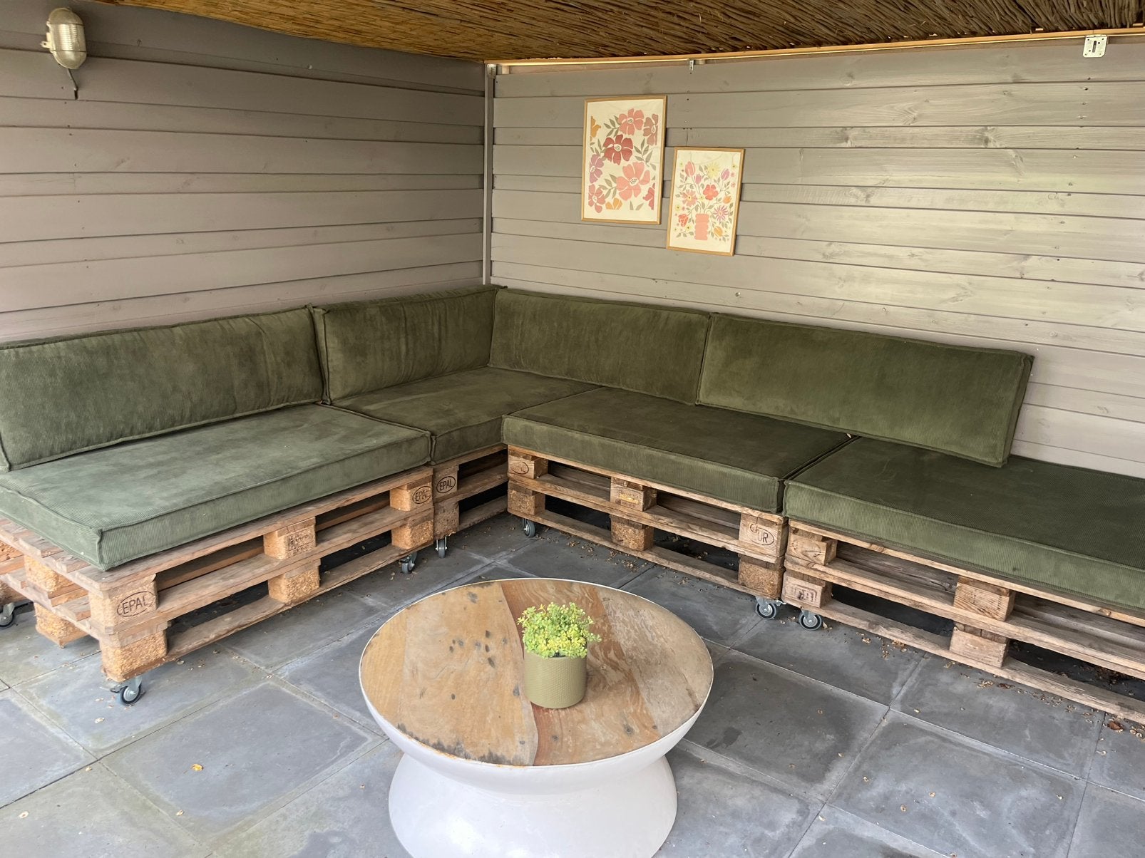 Tuinkussens palletbank, Ophalen, Gebruikt