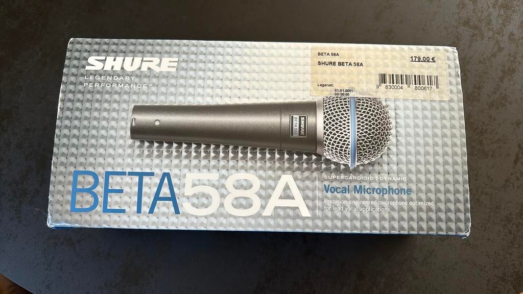 Microfoon Shure BETA58A met Shure standaard., Ophalen, Gebruikt, Zangmicrofoon