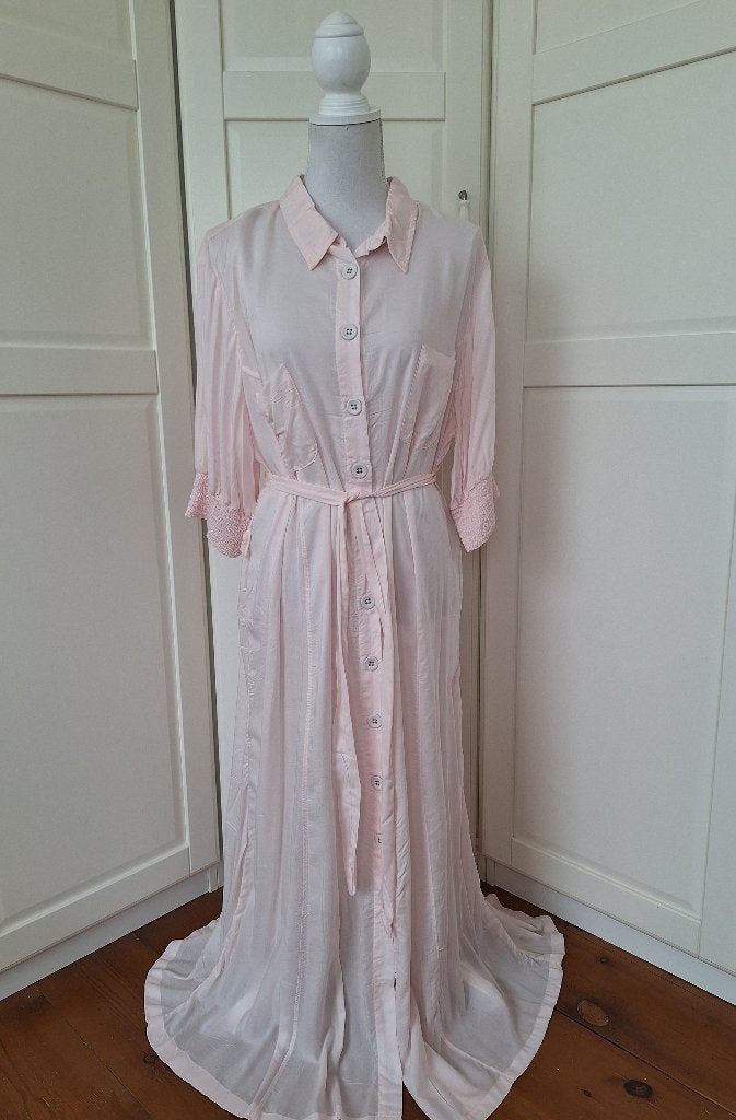 Tante Betsy nieuwe licht roze doorknoop maxi jurk XXL 2XL 48, Kleding | Dames, Jurken, Tante Betsy, Maat 46/48 (XL) of groter