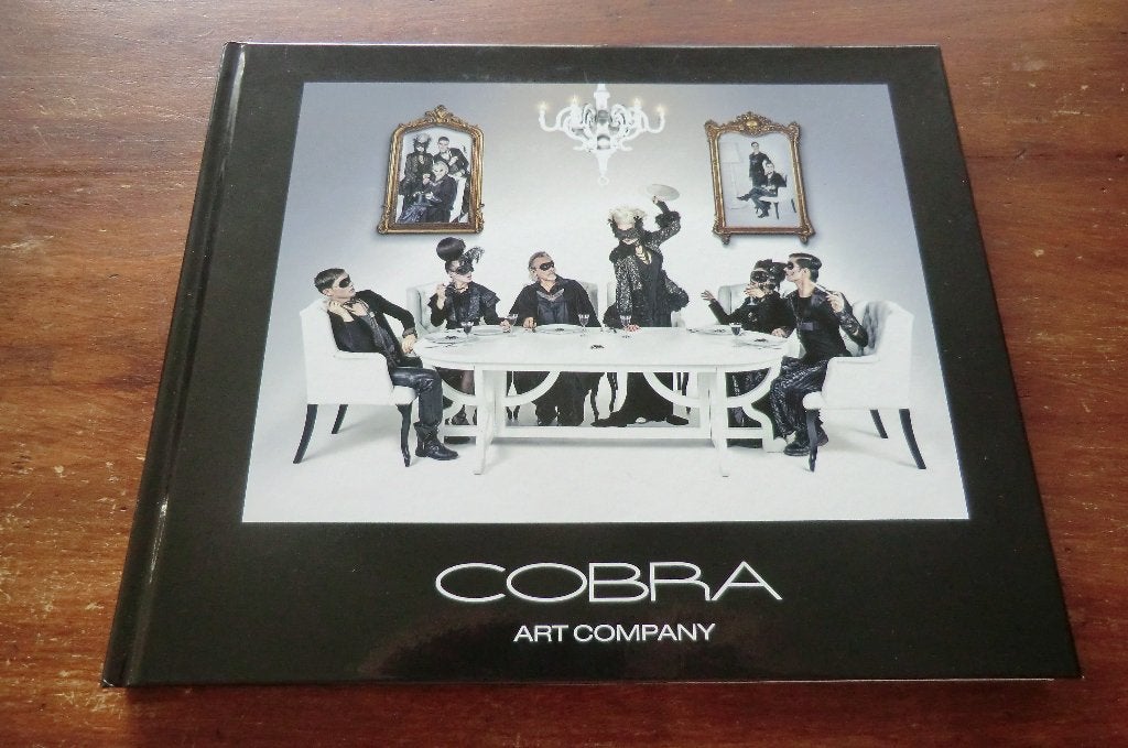 kunstboek - Cobra Art Company - Fashion on the wall, Ophalen of Verzenden, Zo goed als nieuw, Overige onderwerpen