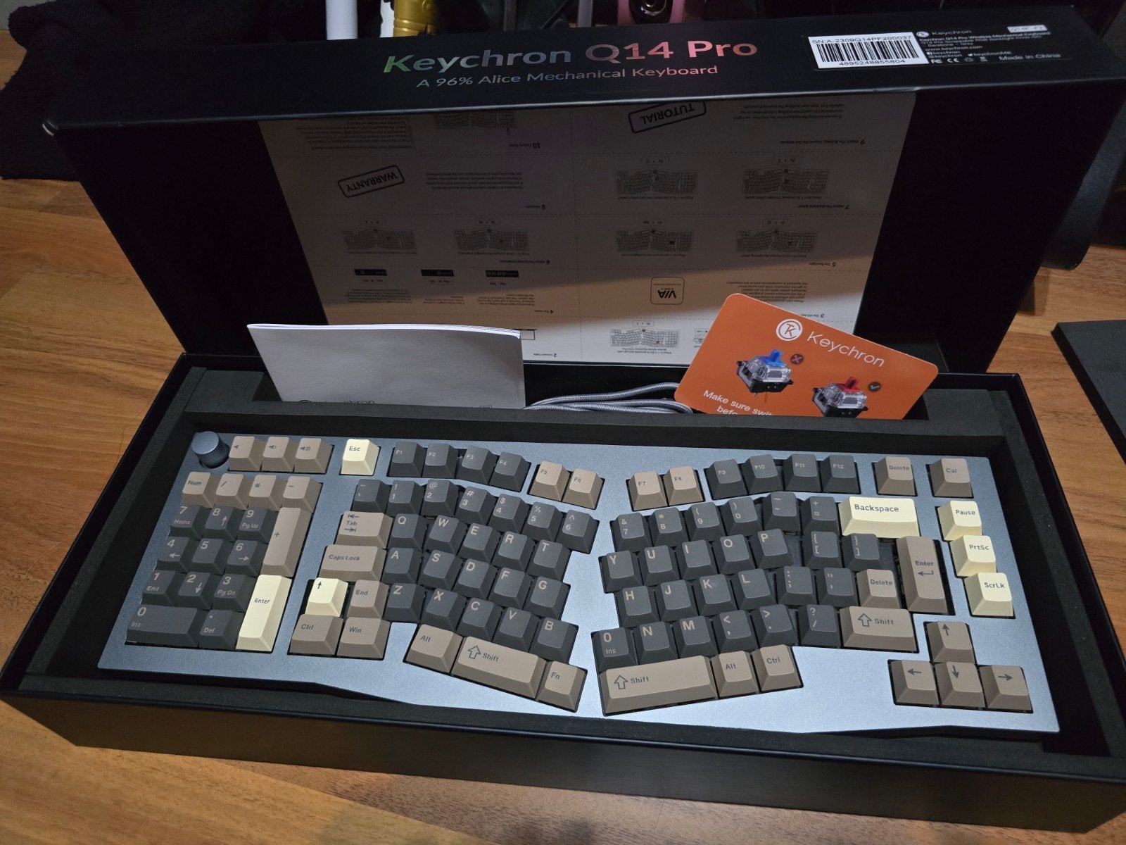 Keychron Q14 Pro met Keychron Banana silent tactile switches, Computers en Software, Ophalen, Keychron, Multi-device, Nieuw