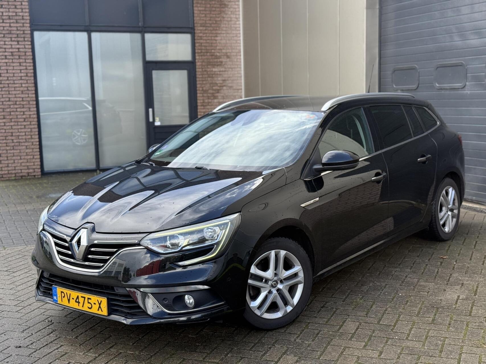 Renault Megane Estate 1.2 TCe 2017 Massage/Cruise/Clima, Auto's, Renault, Voorwielaandrijving, 101 pk, Gebruikt, 4 cilinders