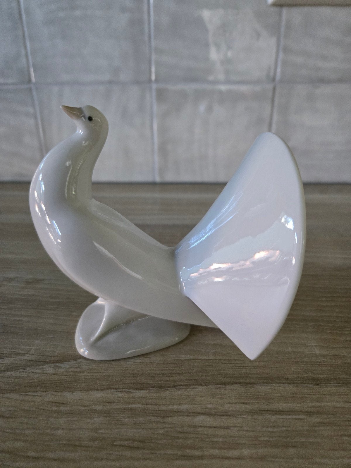 Vintage NAO by Lladró beeldje - Witte Waaierstaartduif, Verzamelen, Ophalen of Verzenden, Zo goed als nieuw, Dier