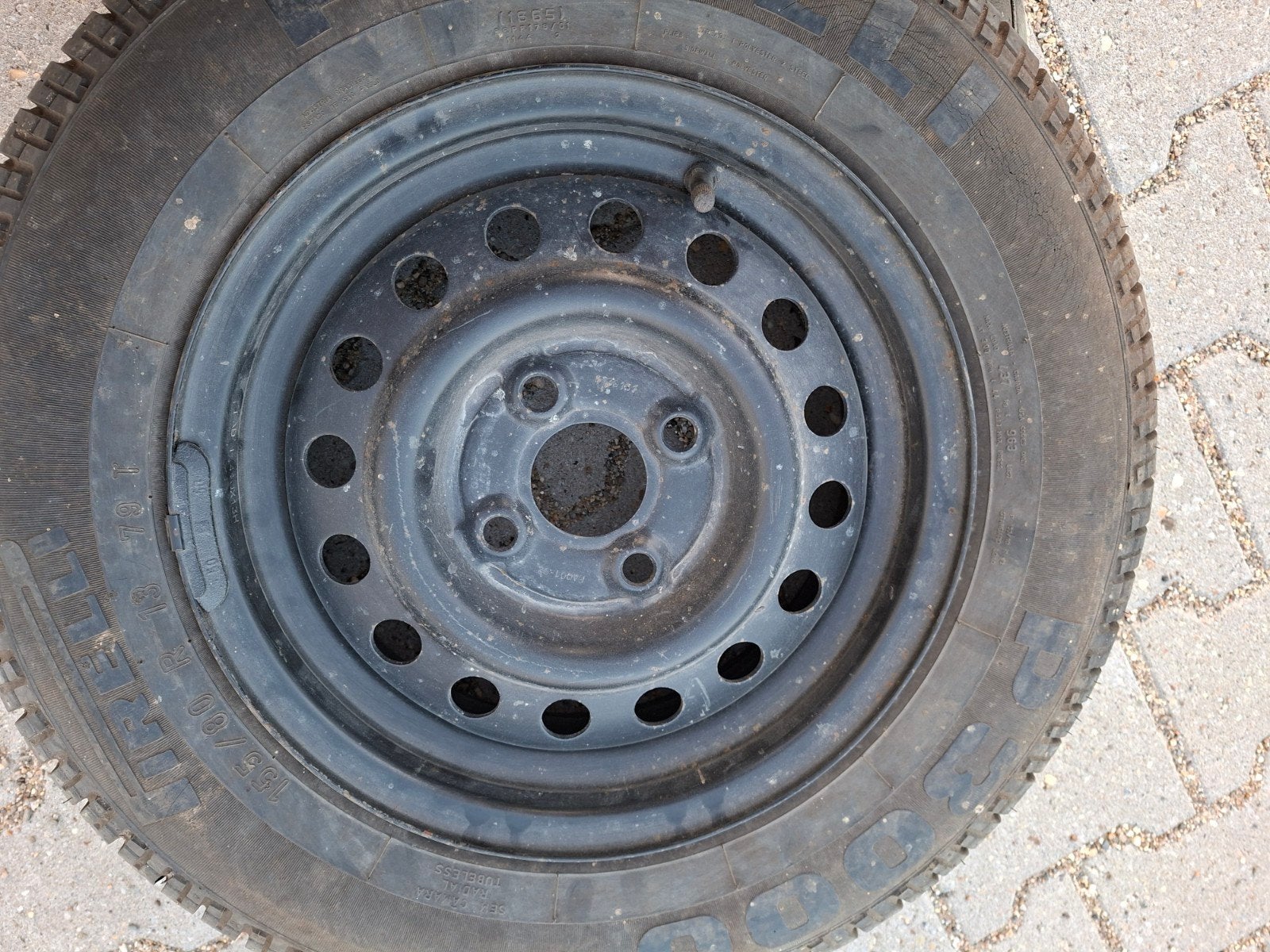 Pirelli winterband met velg - 155/80 R13, Ophalen, Gebruikt