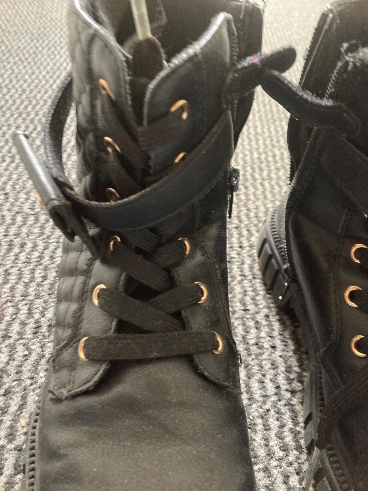 Gratis schoenen maat 34 en 35, Ophalen, Gebruikt, Jongen of Meisje, Laarzen