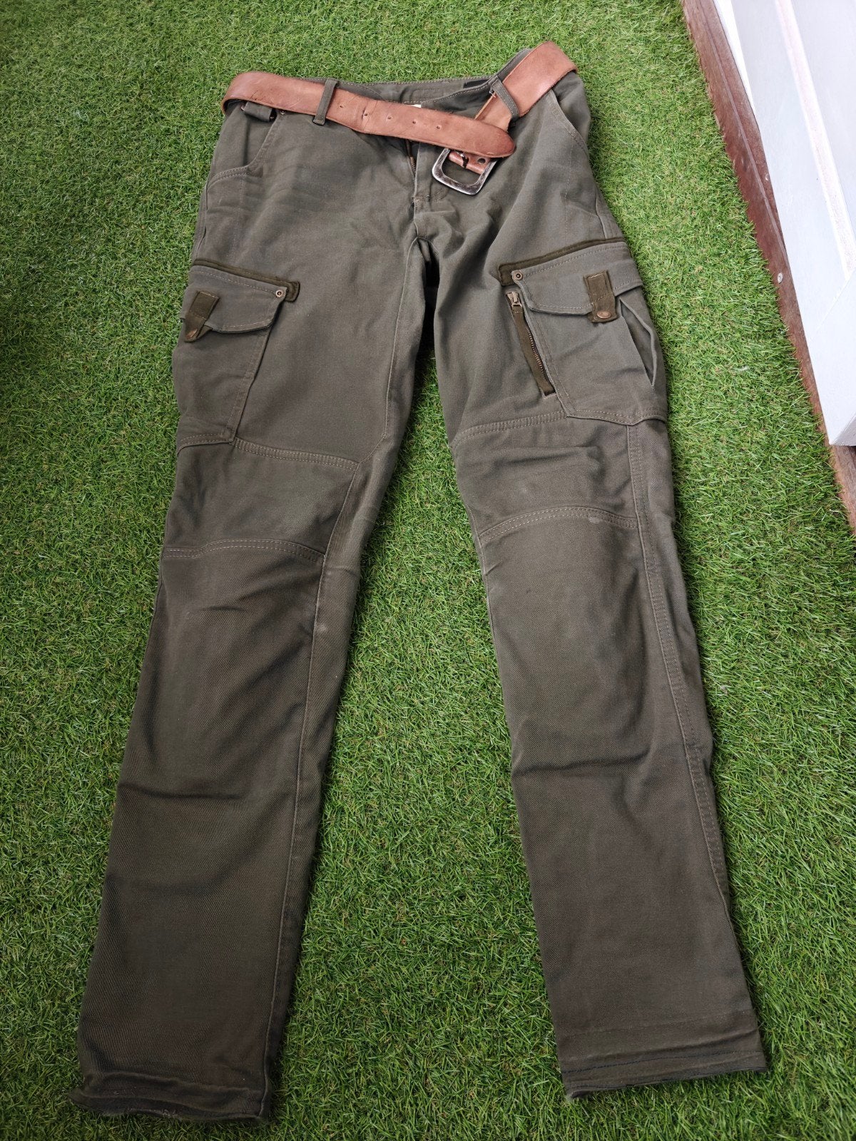 Stoere Macna motorbroek dames W30, Ophalen, Broek | textiel, Dames, Tweedehands