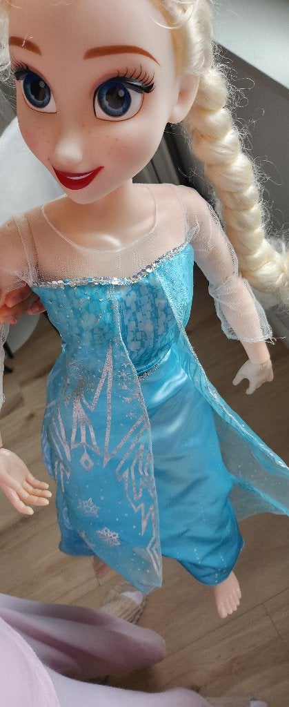 Elsa pop, Ophalen of Verzenden, Zo goed als nieuw, Overige typen