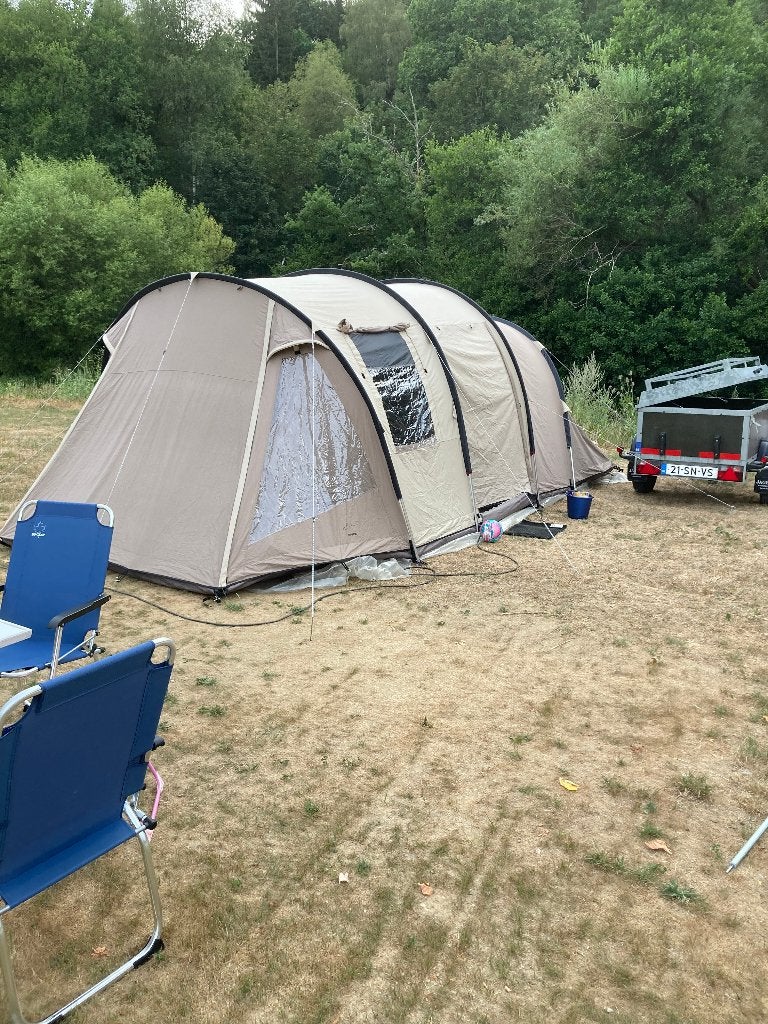 tunnel tent, Caravans en Kamperen, Tenten, Ophalen, Zo goed als nieuw, Tot en met 6
